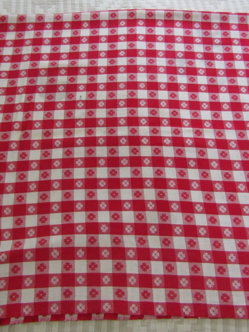 Vintage Red & White Cotton Floral Checkered Tablecloth 50 x 35"